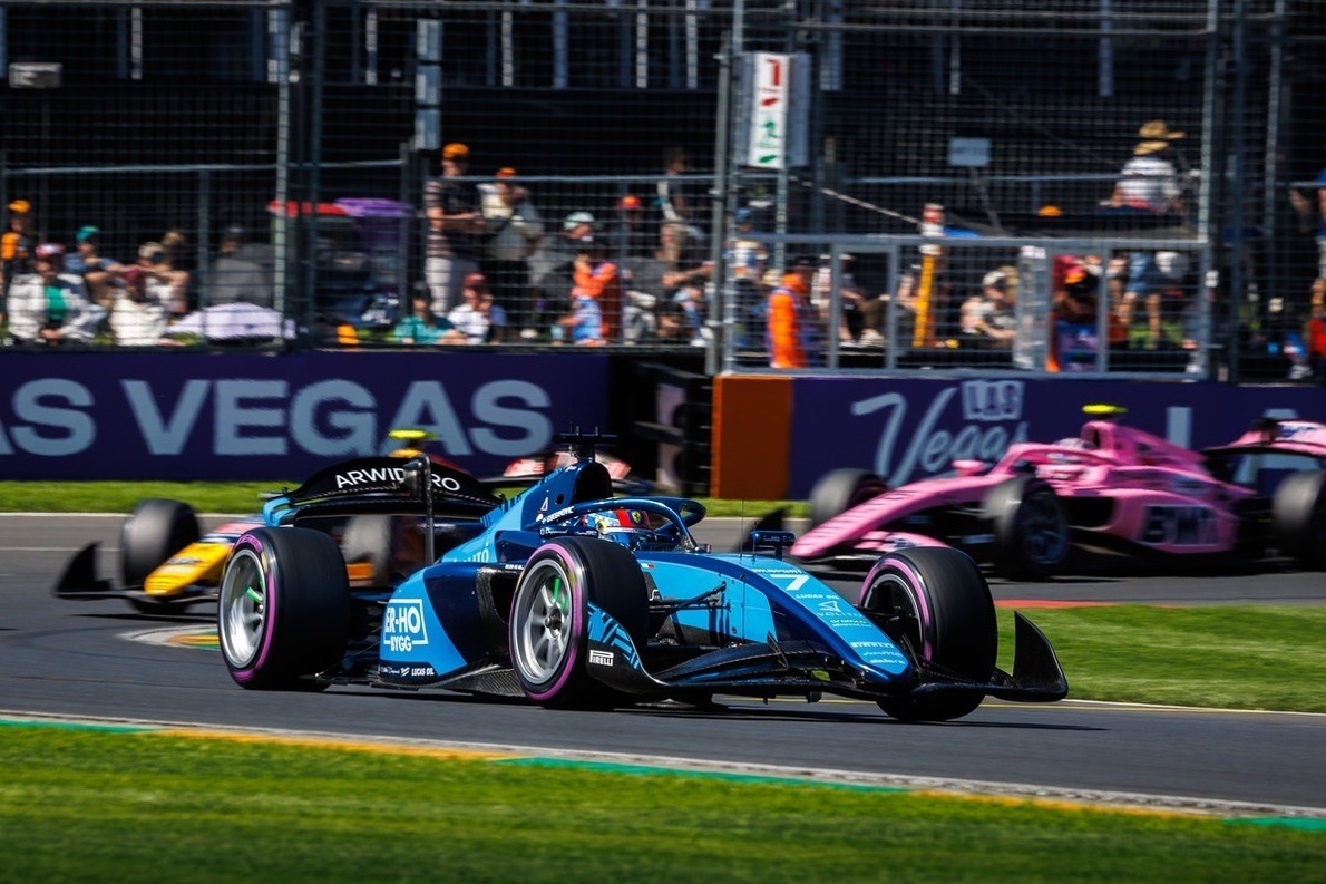 F2: Beganovicé a szezon első pole pozíciója, jól ment az Alpine új igazolása is