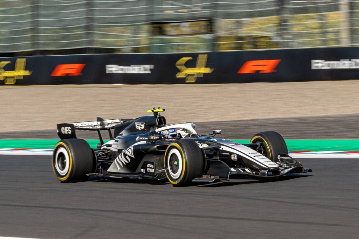 és - Kettős képet festett a Cadillac pénteki napja a Japán Nagydíjon