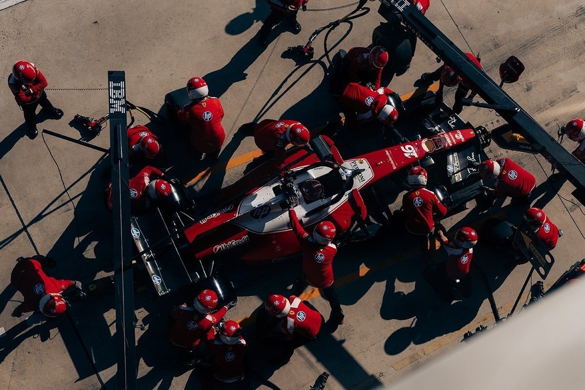 A színfalak mögött zajlik az évad legfontosabb Forma–1-es csatája