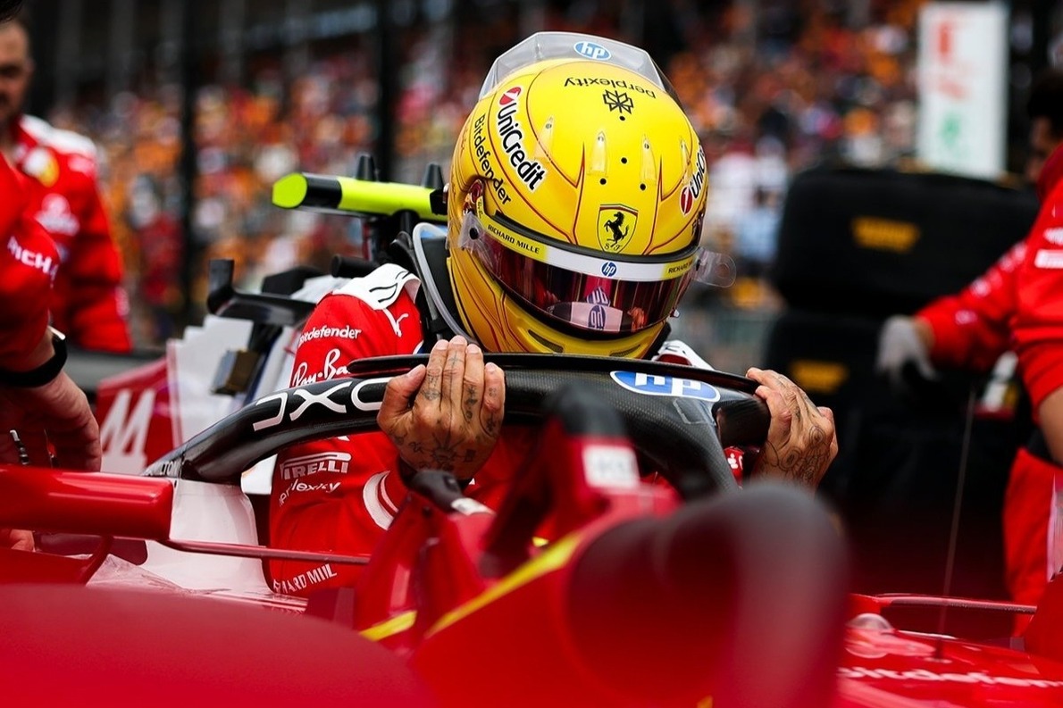  és  - Vége a rémálomnak: a brit sajtó ódákat zeng a megújult Hamiltonról