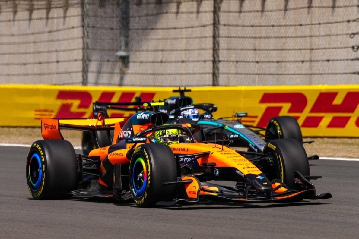  és  - Íme, a 2026-os F1-es Kínai Nagydíj első szabadedzésének hivatalos végeredménye!