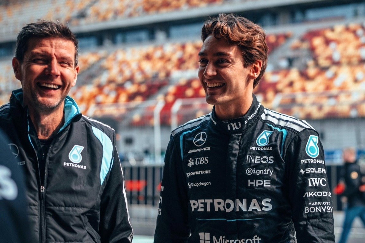  és  - Russell szerint semmi gond a szabályokkal, már a régi gokartos időket idézi a Forma-1