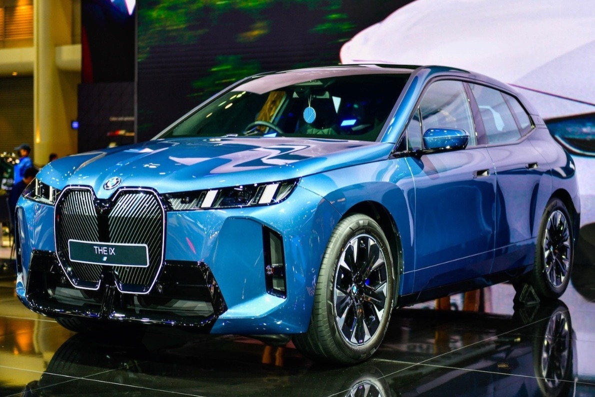 6 százalékkal csökkent a BMW bevétele, mégis nőtt az elektromos eladás 2025-ben