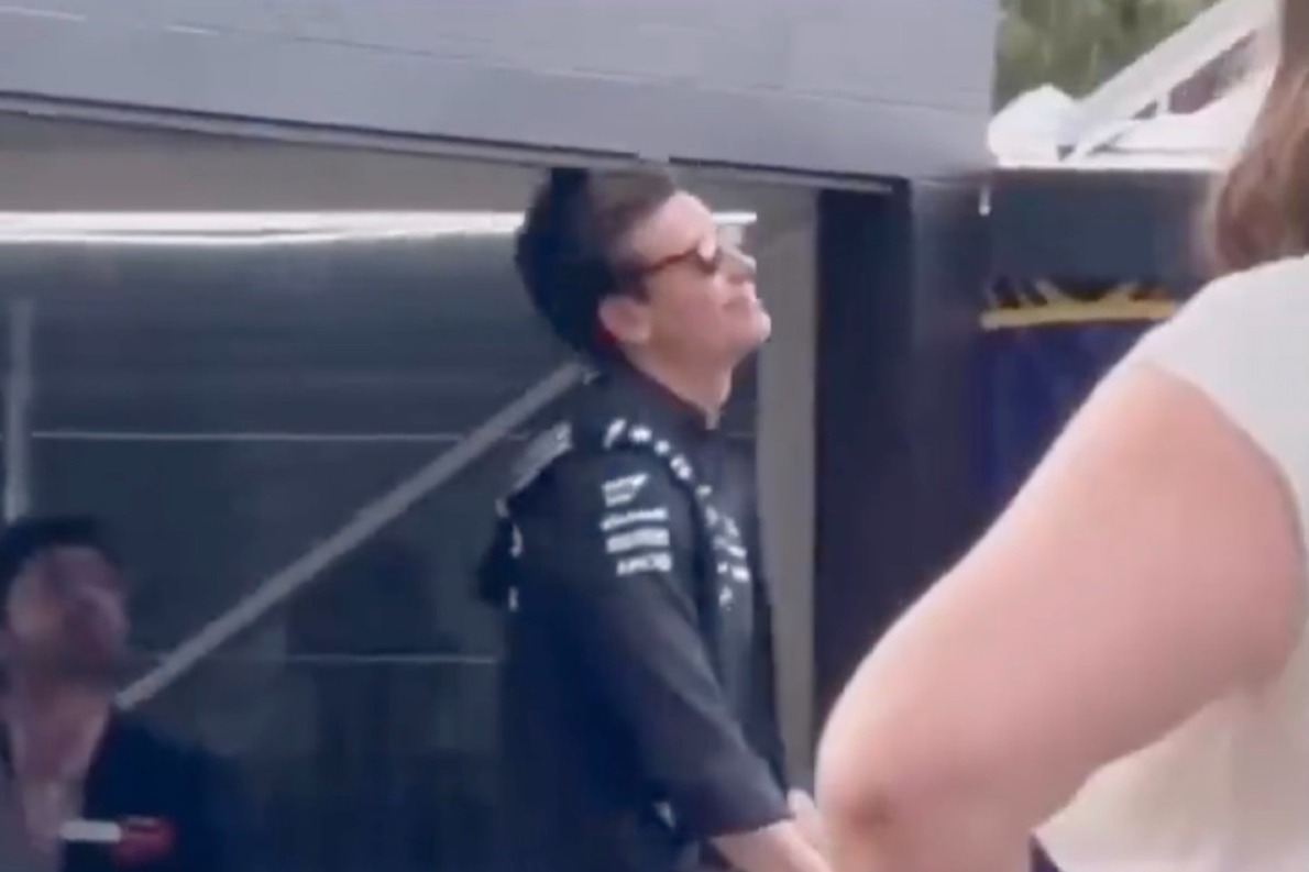 Akkorát kapott Toto Wolff feje a paddockban, hogy az már nekünk is fájt (videó)