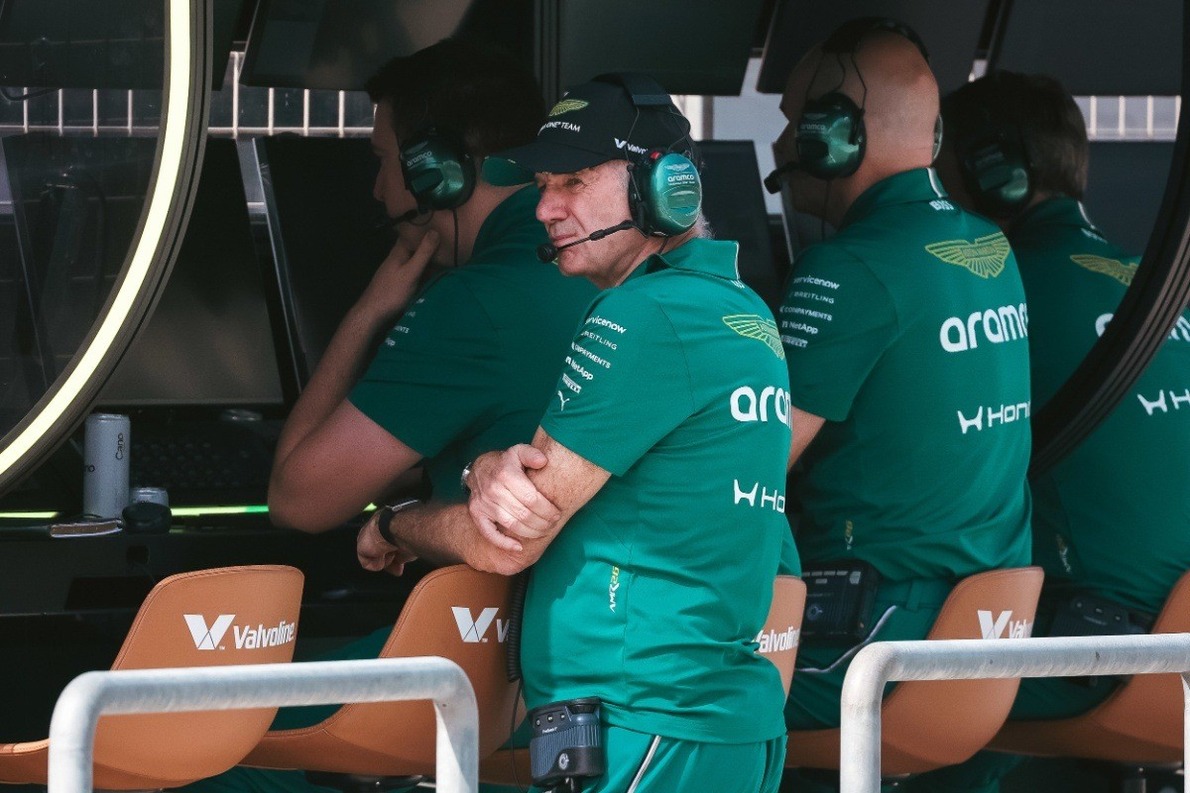 Damon Hill biztos benne, hogy Adrian Newey zsenialitása menti meg az Aston Martint