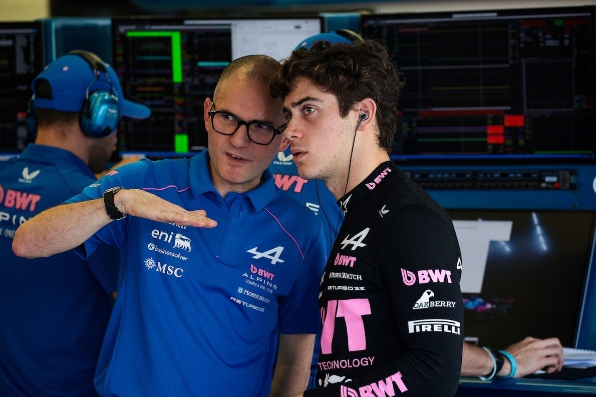  és  - Nyílt levélben utasította vissza a Colapinto szabotálását firtató vádakat az Alpine