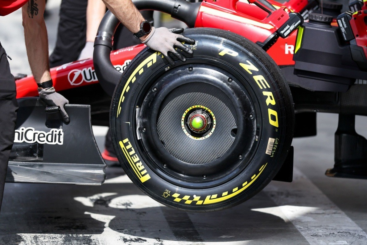 Lépéskényszerben a Pirelli: túlságosan is óvatosak voltak az új autók gumijaival