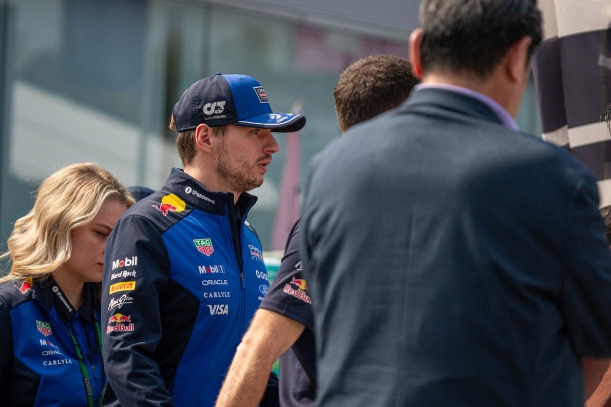  és  - Montoya szerint Verstappennek el kell engednie az idei álmait: „Ehhez hozzá kell szoknia”