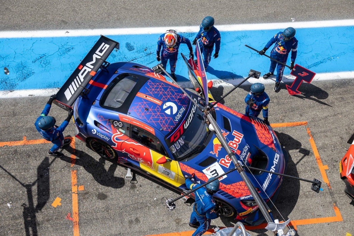  - Megbüntették Max Verstappenék csapatát a Nürburgring-i időmérő után