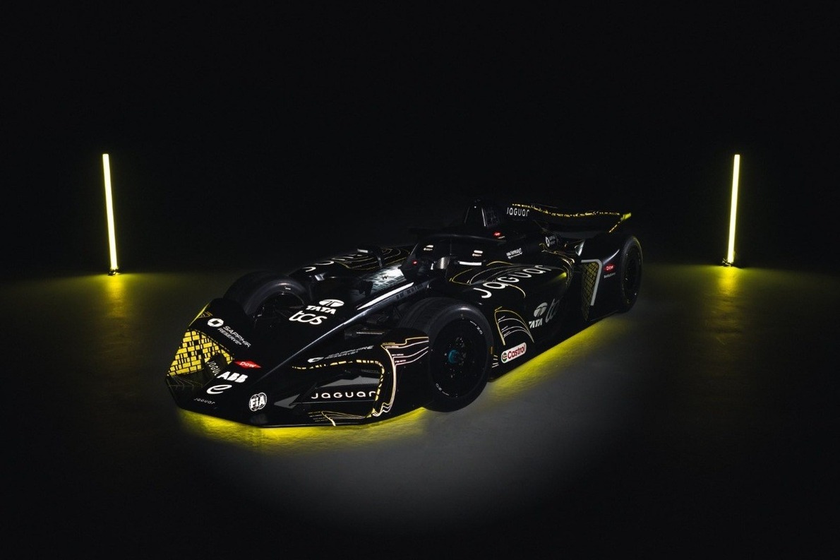 Ikonikus pálya rajzolja ki a Jaguar jövőjét – brutális tempóra készül a Gen4 (fotók)