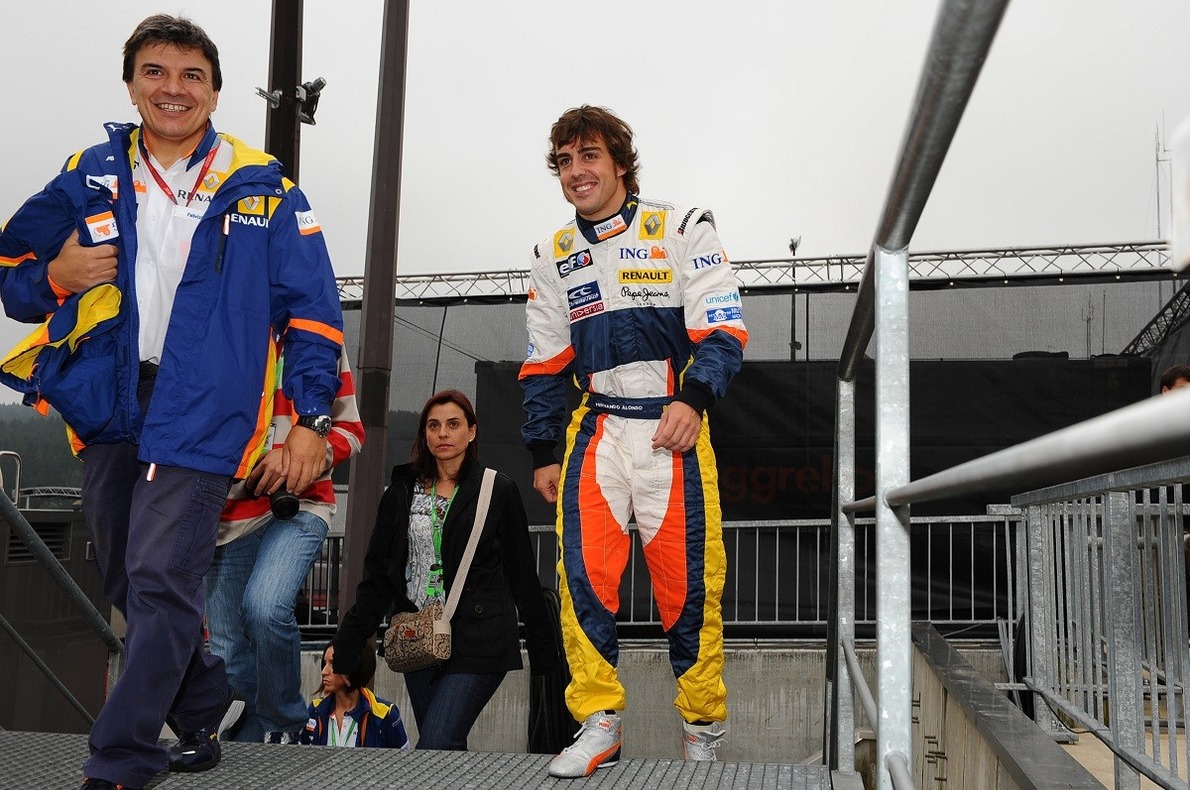  - Gyászol Fernando Alonso: elhunyt több évtizedes társa