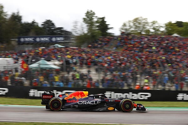 Túl hangos volt Verstappen a pályán, megbüntették Imolát