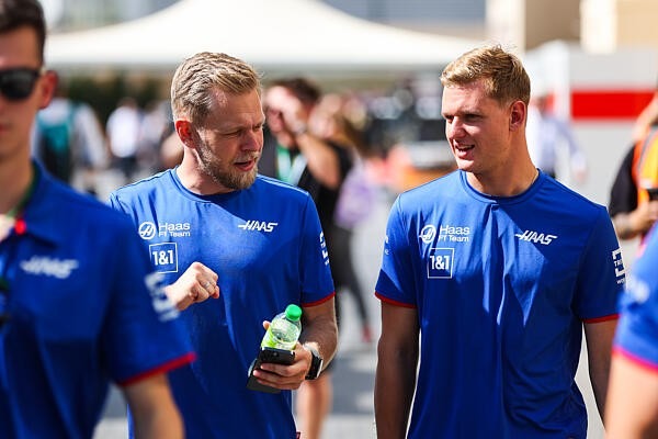 és - Magnussen szerint saját példája is mutatja, hogy Schumachernek még lehet visszaút