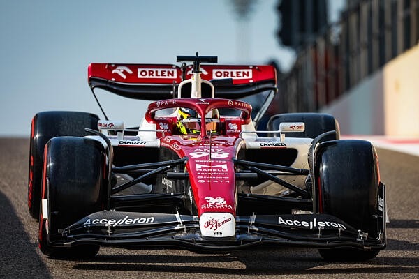 Új főtámogatót jelentett be az Alfa Romeo, változik a csapatnevük