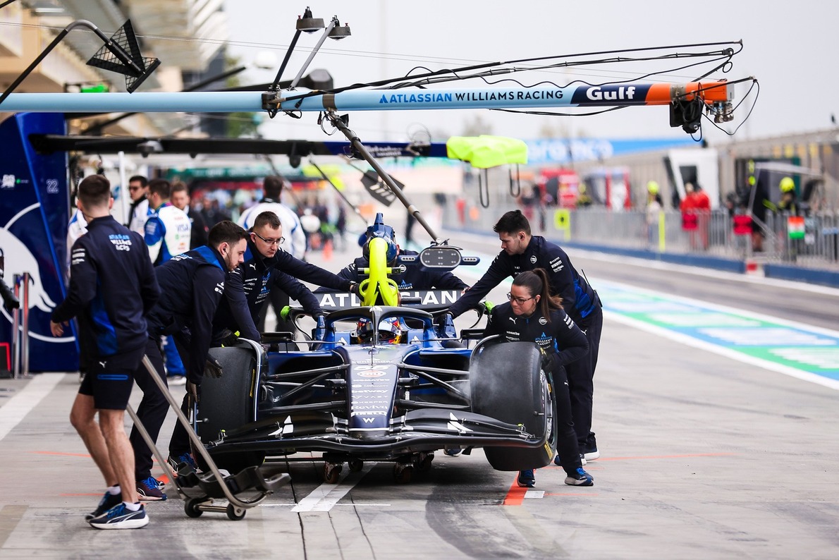  és  - A Williams csapatánál „nagyon idegesek" az Ausztrál Nagydíj előtt