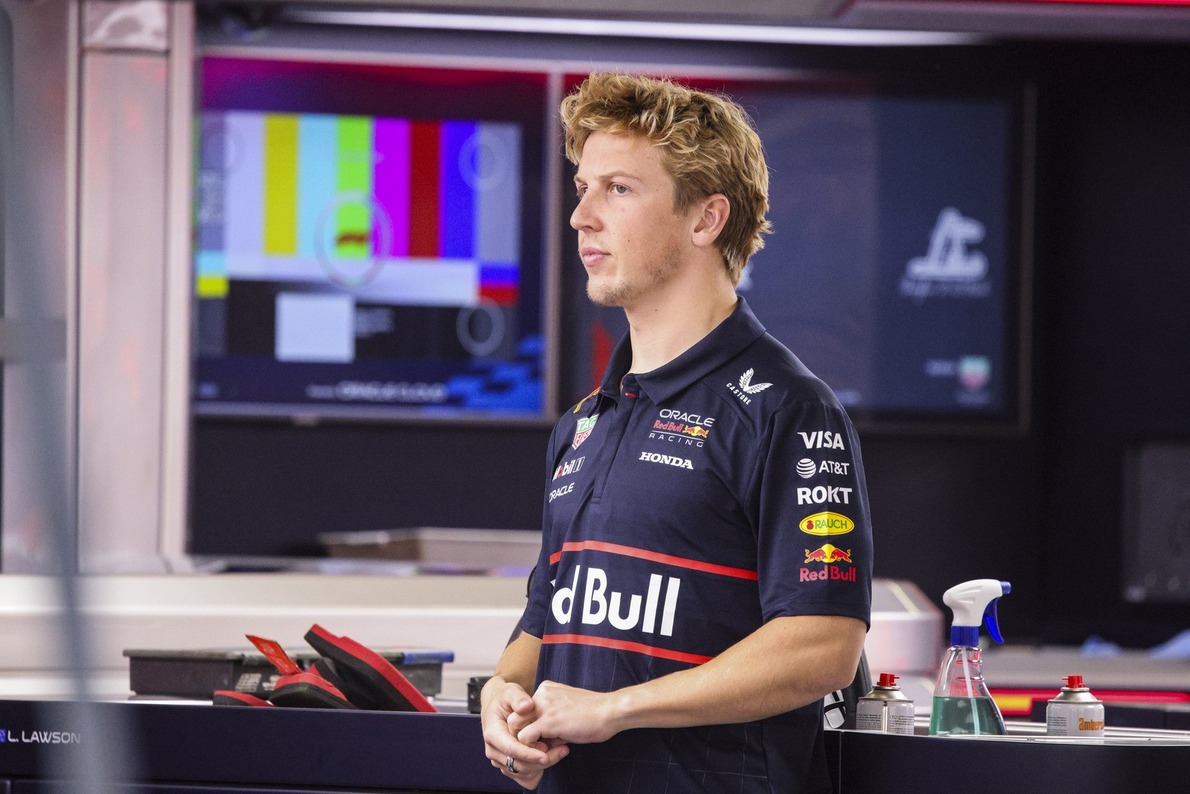  - „Szörnyű ez a helyzet” – gyerekkori barátja Liam Lawson helyzetéről