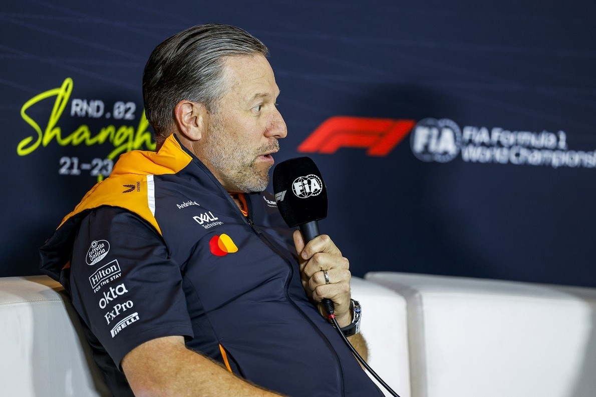 A McLaren főnöke kizárta a V10-es erőforrások rövid távú visszatérését