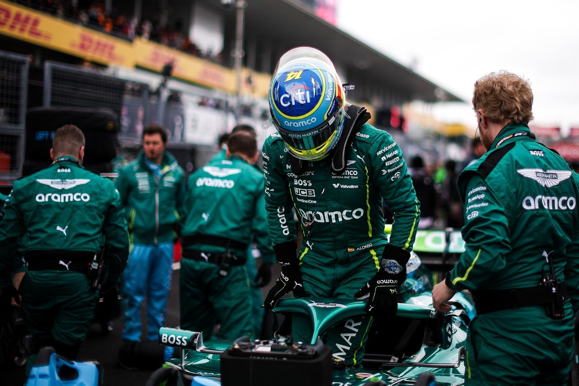  és  - 2012-es önmagához hasonlította Fernando Alonso Max Verstappent: „Az emberek nem ismerik fel...”