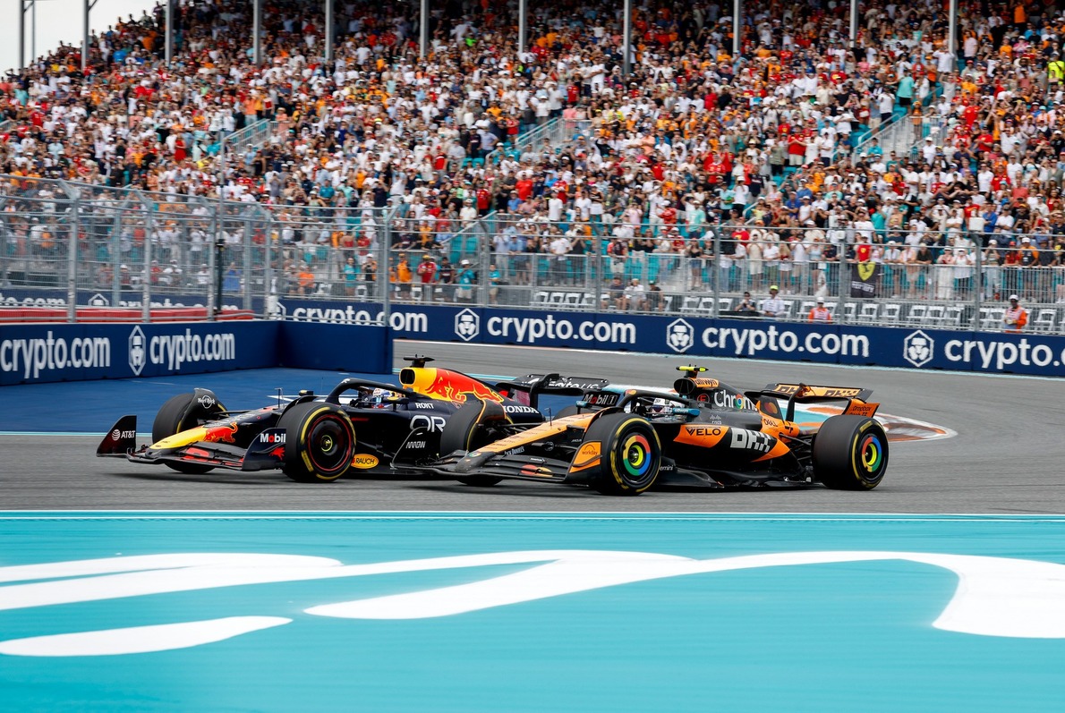  és  - Norris kiakadt Verstappenre Miamiban – lendült is a középső ujj (videó)
