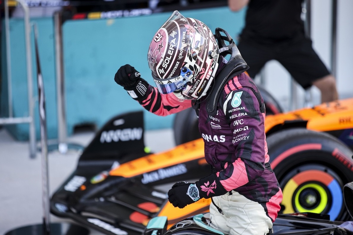 - Antonelli első F1-es rajtelsősége: Wolff vicces rádióüzenete lopta el a show-t Miamiban