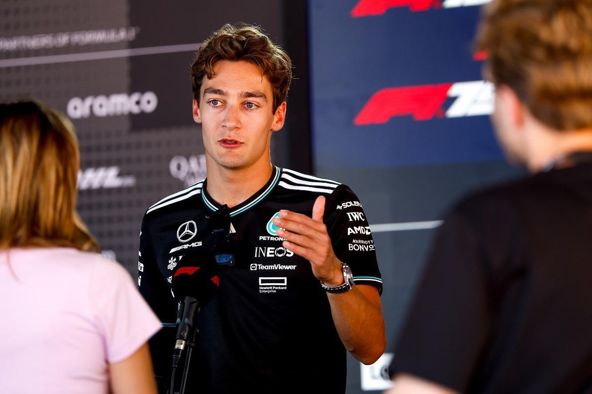  - Russell a barcelonai szabálymódosításokban bízik a McLaren ellen