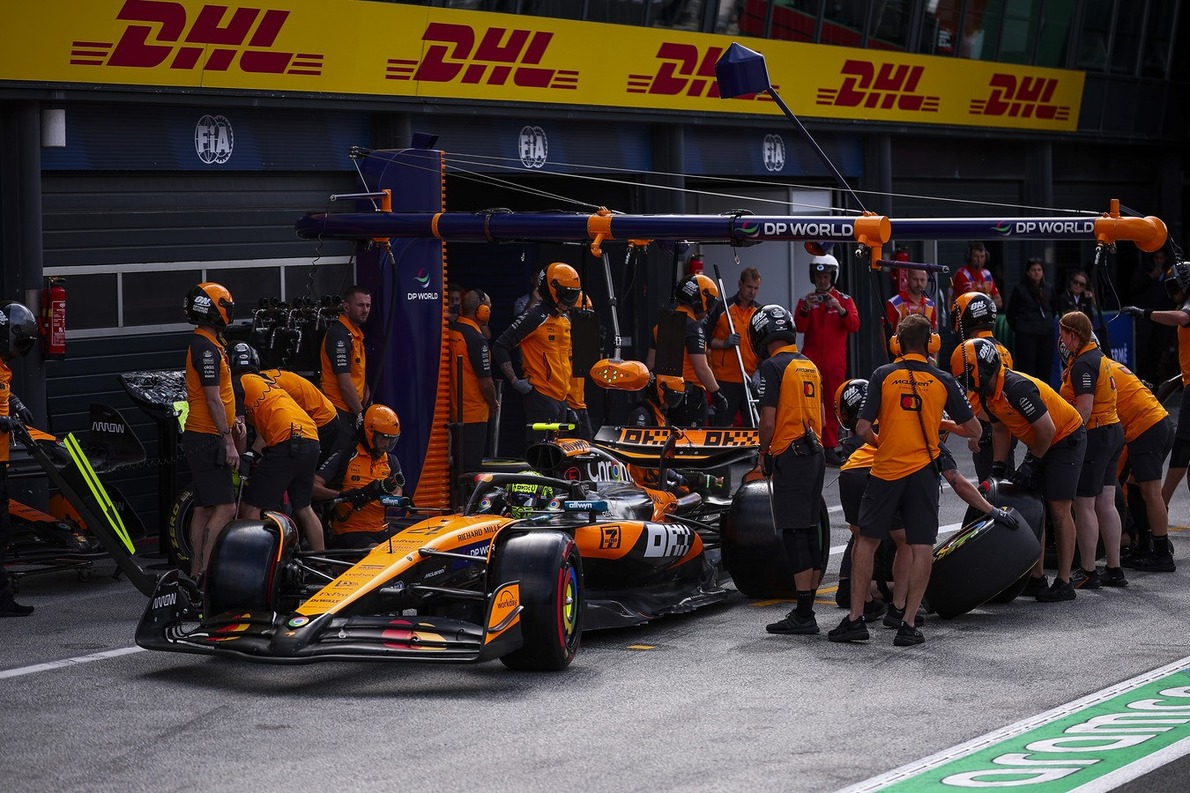 Norris az élen a holland FP1-en, a Ferrarik 1,5 másodpercen kívül!