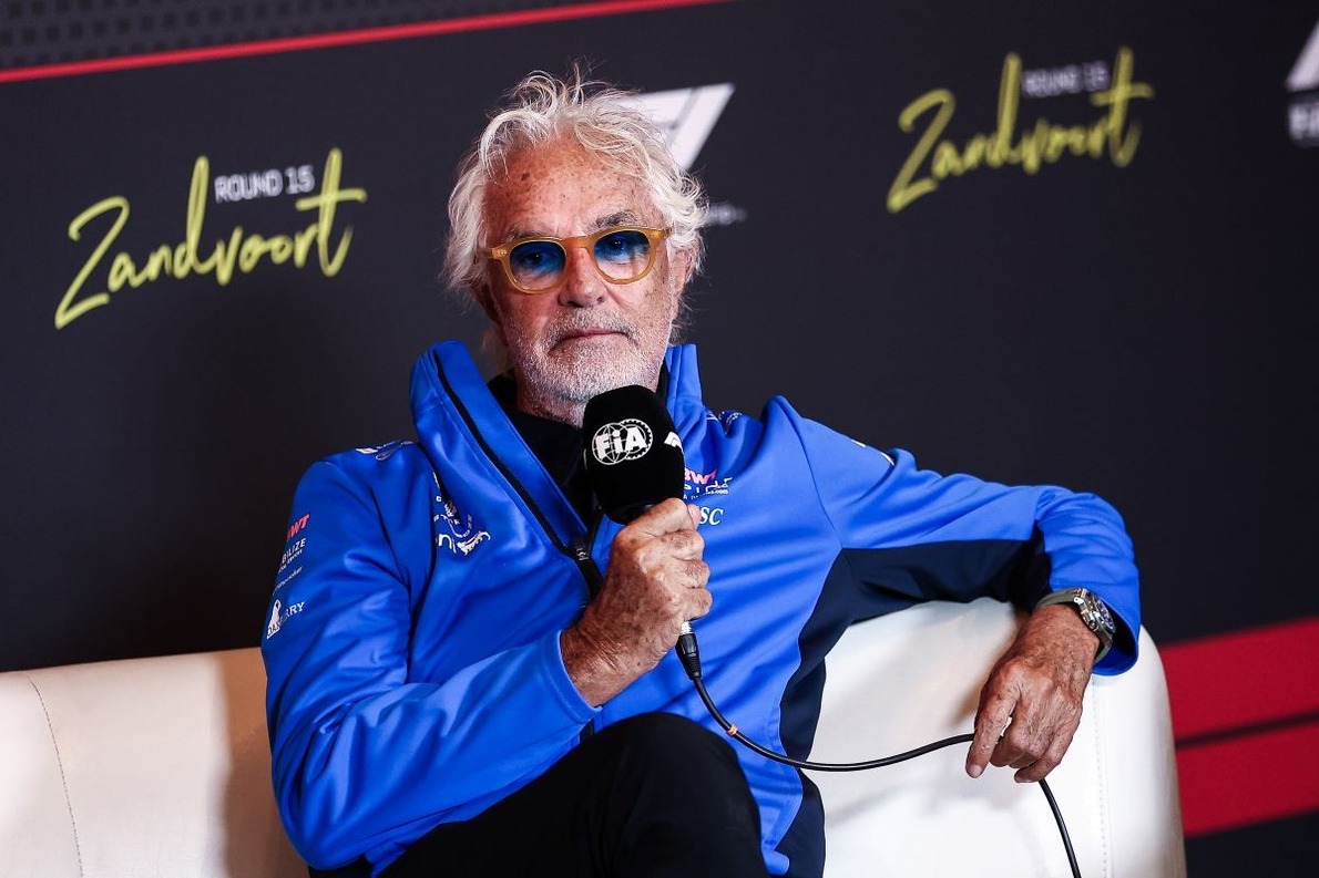  és  - Briatore: Bottas Cadillac-szerződésében mi is segítettünk