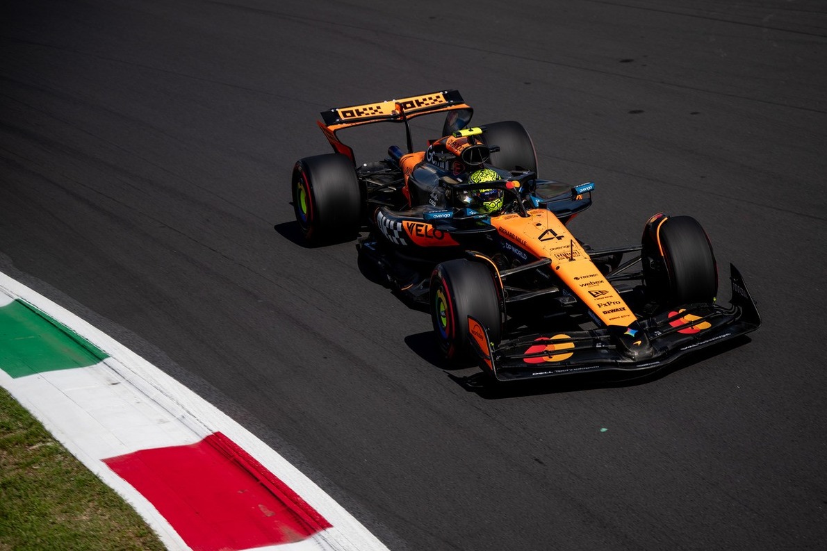  és  - Norris volt a leggyorsabb a monzai FP2-n, egy tizeden belül az első három, Antonelli ismét a kavicságyban végezte