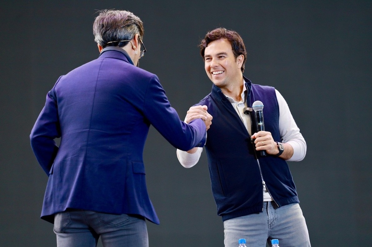 - Egyetlen szóval reagált a Cadillac vezetője a Sergio Perezről szóló pletykákra