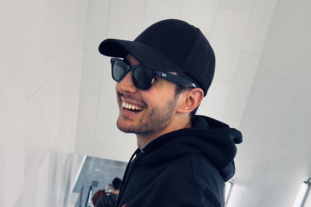  - Magánéletének megsértéséről számolt be a Haas pilótája