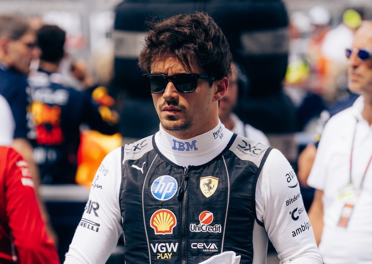 - Feszültség a Ferrarinál: Leclerc tisztázta a csapatutasítással kapcsolatos félreértéseket