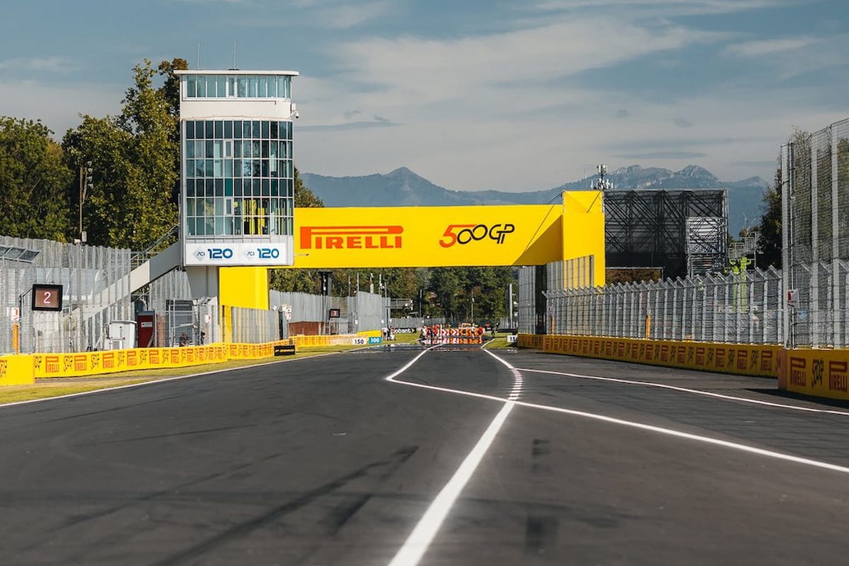 ÉLŐ F1-ES KÖZVETÍTÉS: Olasz Nagydíj - Első szabadedzés (LIVE)