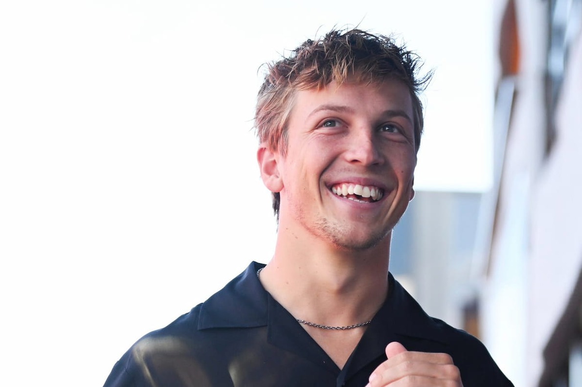  és  - Fél másodpercet kapott csapattársától, ezért sürgős javulást követel a csapattól Lawson