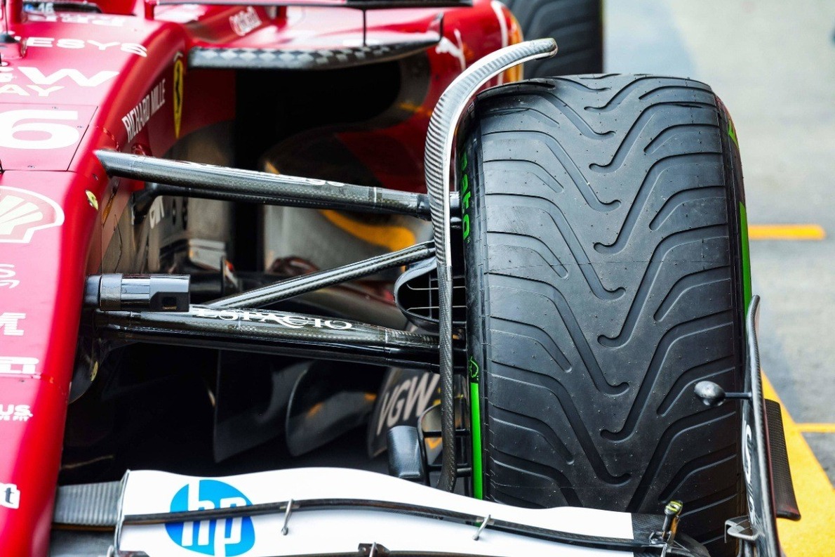 ÉLŐ F1-ES KÖZVETÍTÉS: Azeri Nagydíj - Első szabadedzés (LIVE)