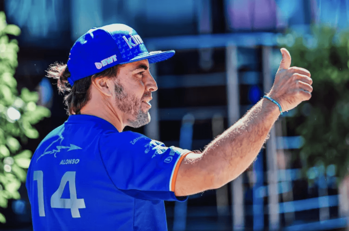  és  - „Én nem így gondolkodom” – Alonso bocsánatot kért Hamiltontól Spa miatt