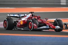 Mercedes - A volt F1-es szerint Hamilton elégedetten nézhette Leclerc katari megforgását