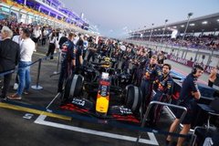 ÉLŐ F1-ES KÖZVETÍTÉS: Katari Nagydíj - Futam (LIVE)