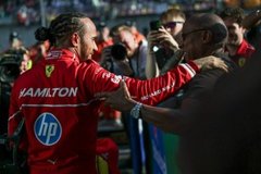 Ferrari - Hamilton apja már most megágyazhatott fia visszavonulása utáni karrierjének?