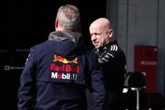 Mercedes - Nagyra értékeli a Mercedes a Red Bull gesztusát, de ettől még nagyon csalódottak