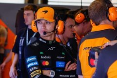 McLaren - Niki Lauda fia szerint Norris akkor jár a legjobban, ha elengedi Verstappent