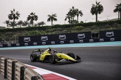 F2: Stanek idei második pole pozícióját szerezte Crawford és a friss bajnok, Fornaroli előtt