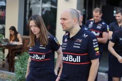Red Bull Racing - Nehéz időszak van Lambiase mögött, akár távozhat is pozíciójából a tél folyamán - sajtóhír