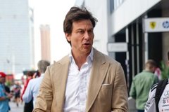 Mercedes - Miben állapodtak meg a csapatok és az FIA a trükkös motorok kapcsán?