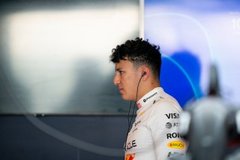 Red Bull Racing - Fél órával a teszt vége előtt falba tette Hadjar a Red Bullt (fotó)