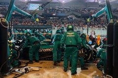 Aston Martin - Komoly bajba került az Aston Martin a Honda miatt - sajtóhír