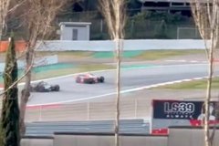 Ferrari - Videón Hamilton szinte tökéletes 360-as forgása a barcelonai teszt negyedik napjáról