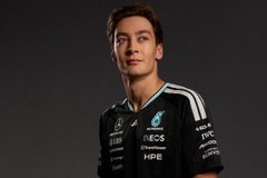 Mercedes - A Mercedes bemutatta 2026-os csapatruházatát - a rajongókat megosztja a dizájn