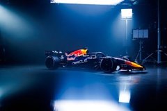 Red Bull Racing - Először mutatta meg 2026-os F1-es autóját a Red Bull (videó)