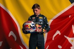 Red Bull Racing - Max Verstappen karnyújtásnyira került a nürburgringi 24 órás debütálástól