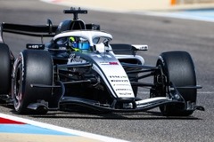 Cadillac - A Cadillac maga készítette el a F1-es gumijait a szélcsatornás tesztekhez, de bár ne tette volna